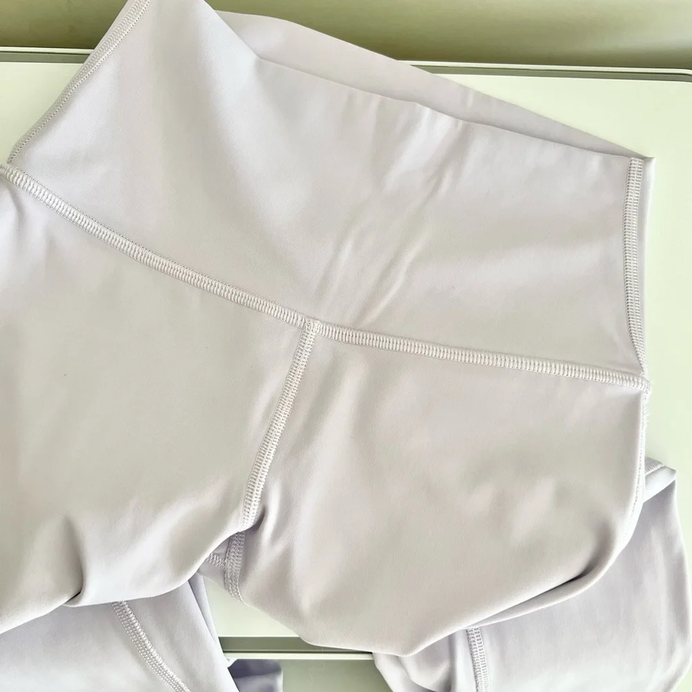 Lululemon Athletica Lilac Purple leggings - Picture 2 of 6